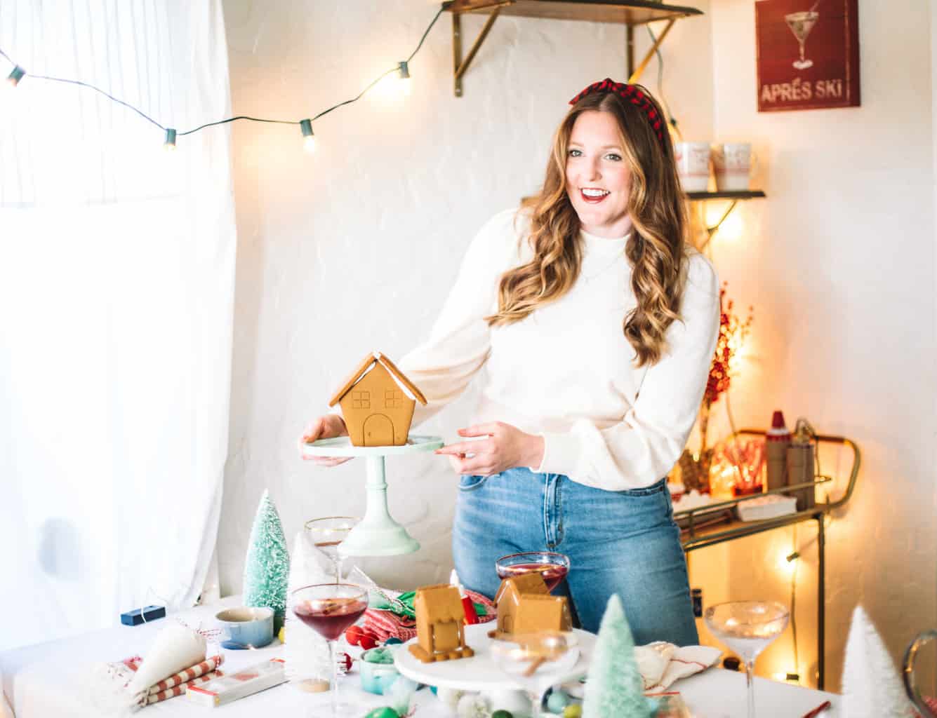 How to throw the Ultimate Gingerbread House Making Party!