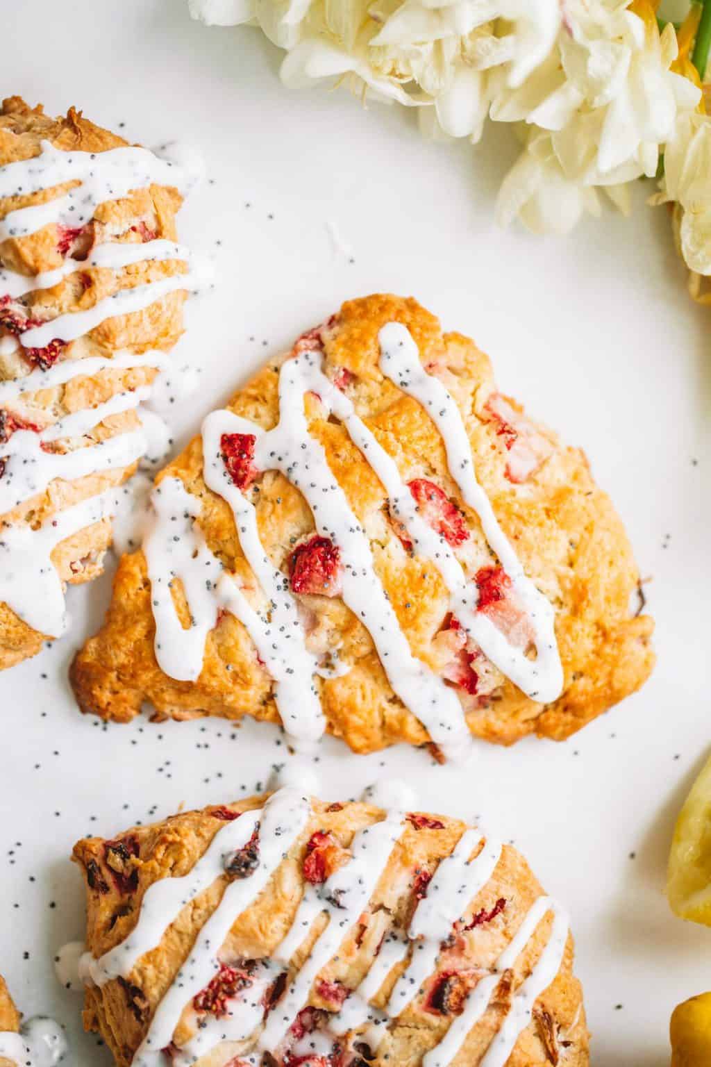 easy strawberry scones with lemon and poppy seed glaze