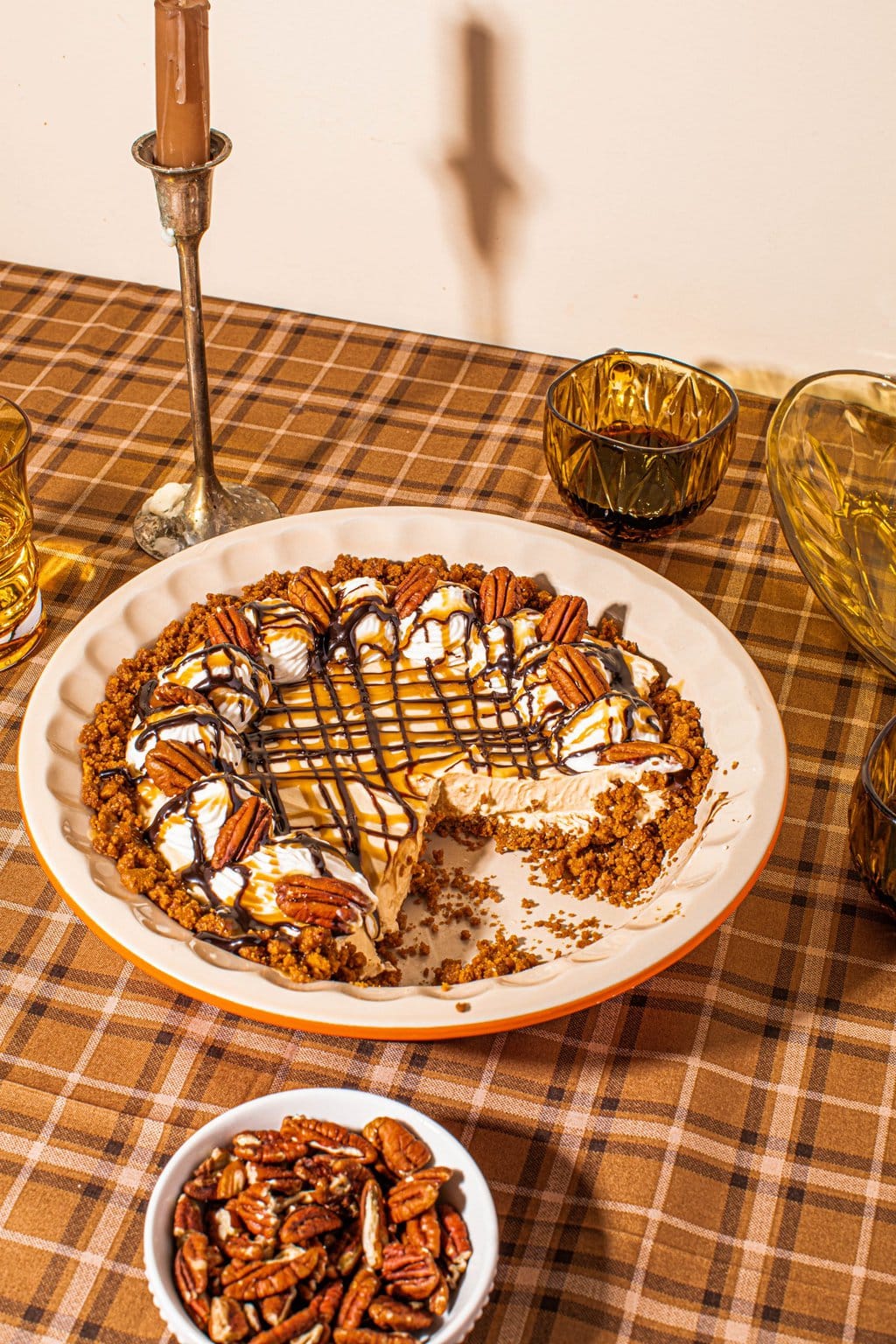 turtle pie in pie dish with slice taken out